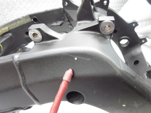 2009 08-16 Yamaha YZFR6R R6 OEM Main Frame Chassis Straight BOS ACQ - Imagen 17 de 23