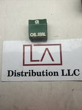 CR Industries Oil Seals 10049.   Lot Of 2