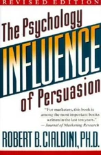 Influence: The Psychology of Persuasion - Paperback - GOOD