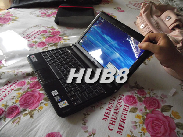 2PCS Anti-Glare Screen Protector for HP Spectre Folio AK serie