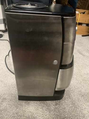 Cuisinart DGB650BCU Grind and Brew Automatic Filter Coffee Maker Stainless Steel - Picture 3 of 6