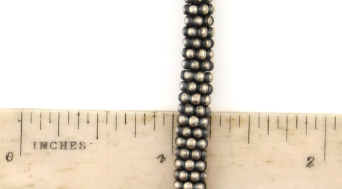 Brazalete de plata de ley 925 y perlas con cuentas de caviar de Lagos - Imagen 10 de 10