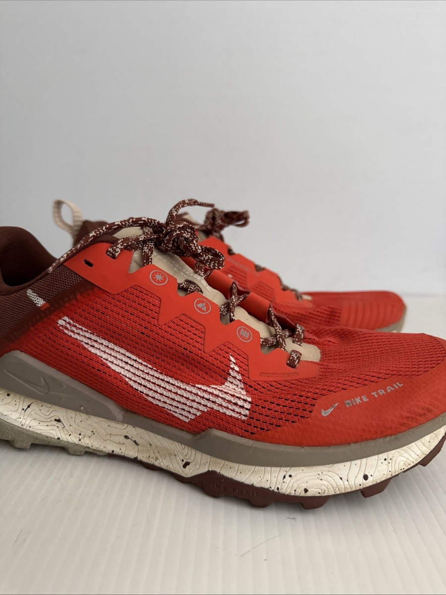 Nike React Wildhorse 8 Trail Running Shoe DR2686-600 - Picante Red