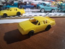 VINTAGE TYCO N.O.S. YELLOW BUICK REGAL AND 440 CHASSIS NO GLASS FREE SHIPPING