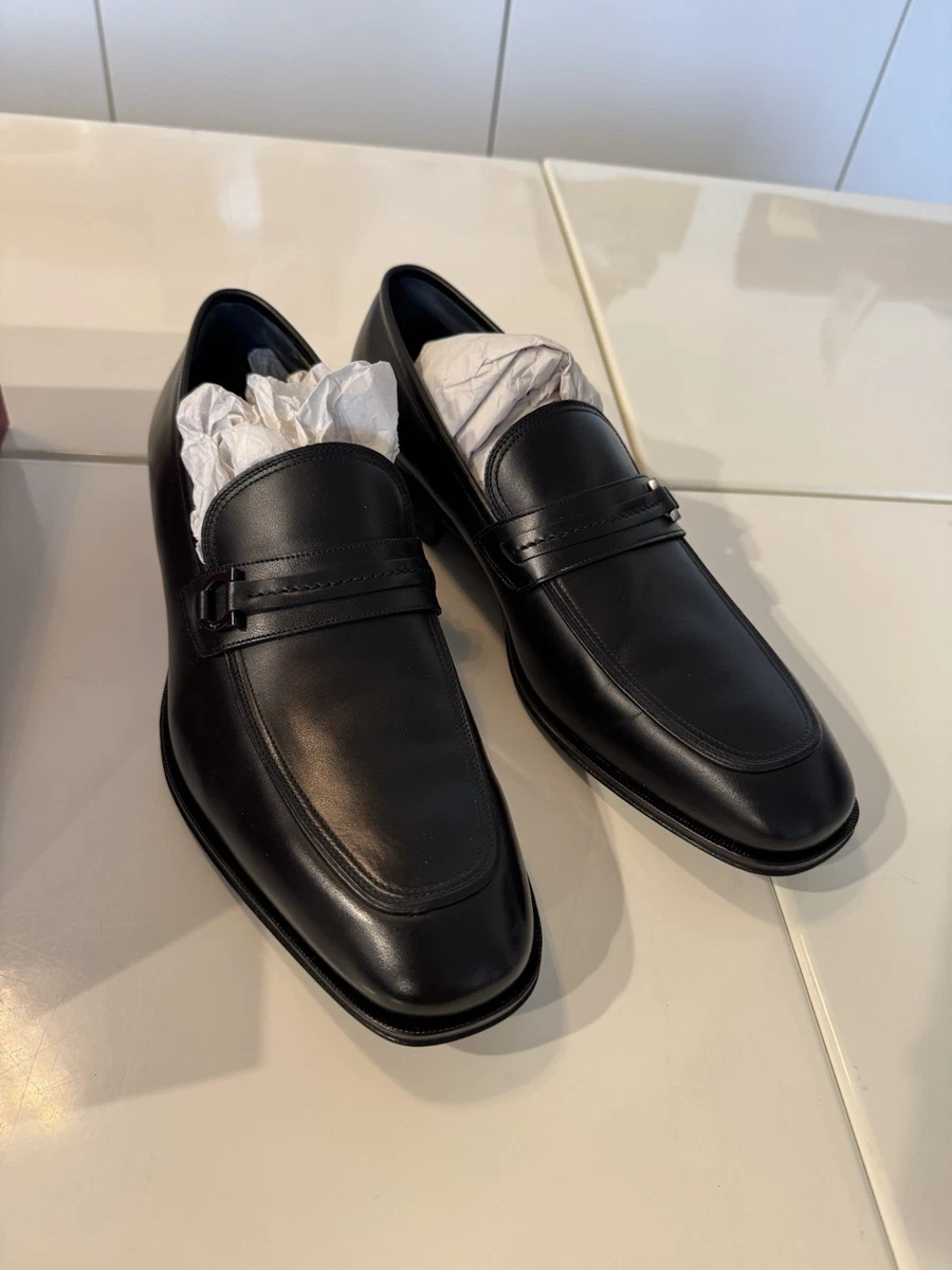 Salvatore Ferragamo Men display picture 1