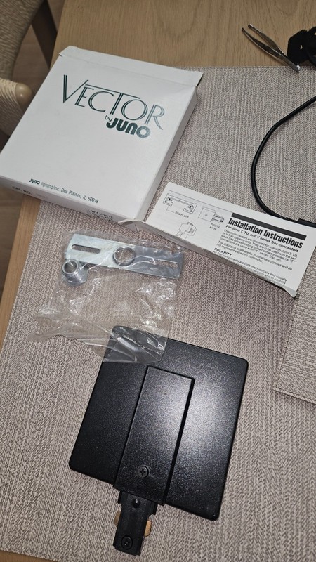 Vector JUNO V2021WH Light Holder Bracket Set of 7 black  NEW