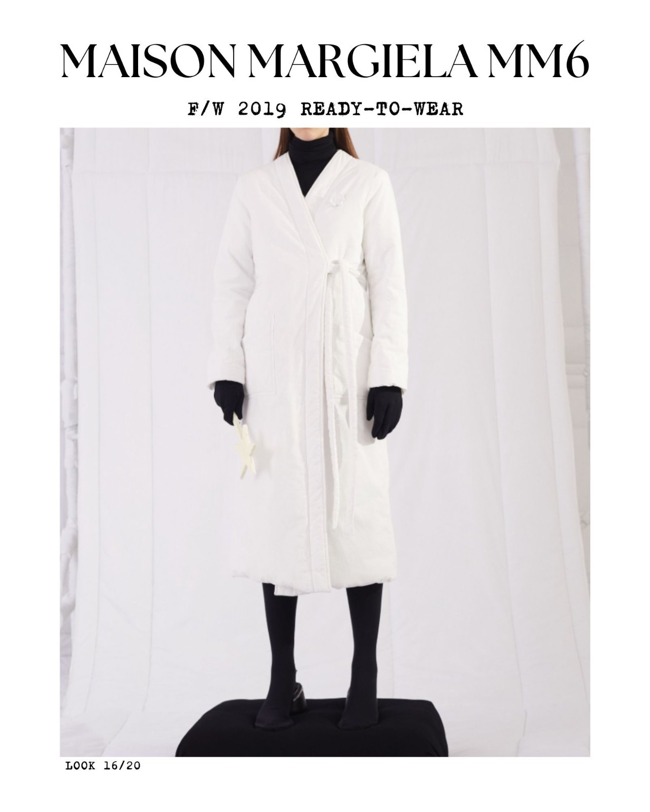 MAISON MARGIELA MM6 F/W 2019 White Cotton Padded Long Lab Coat Size 36