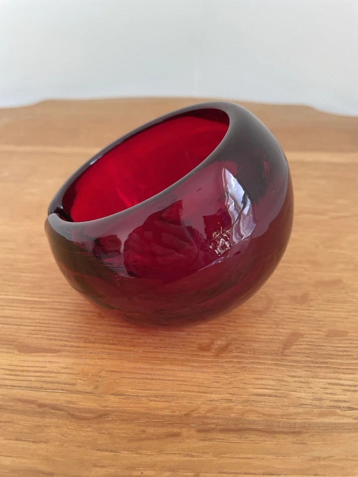 Vintage Viking Glass Ruby Red Atomic Orb Ashtray MCM - Image 2 of 4