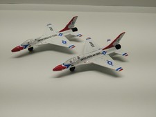 Lot Of 2 Diecast USAF General Dynamics F-16 Fighting Falcons