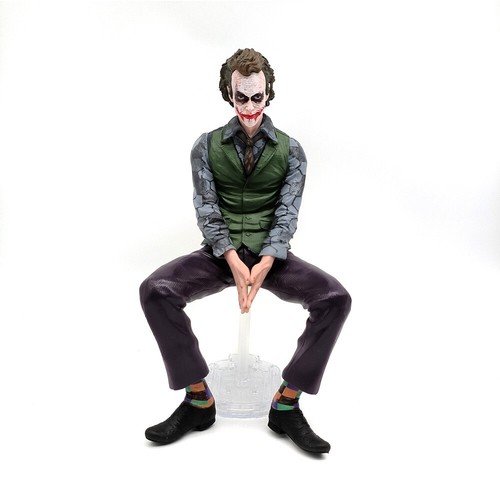 DC Comics Dark Knight Heath Ledger Joker 9 pulgadas figura coche montado estatua n.DE - Imagen 10 de 21
