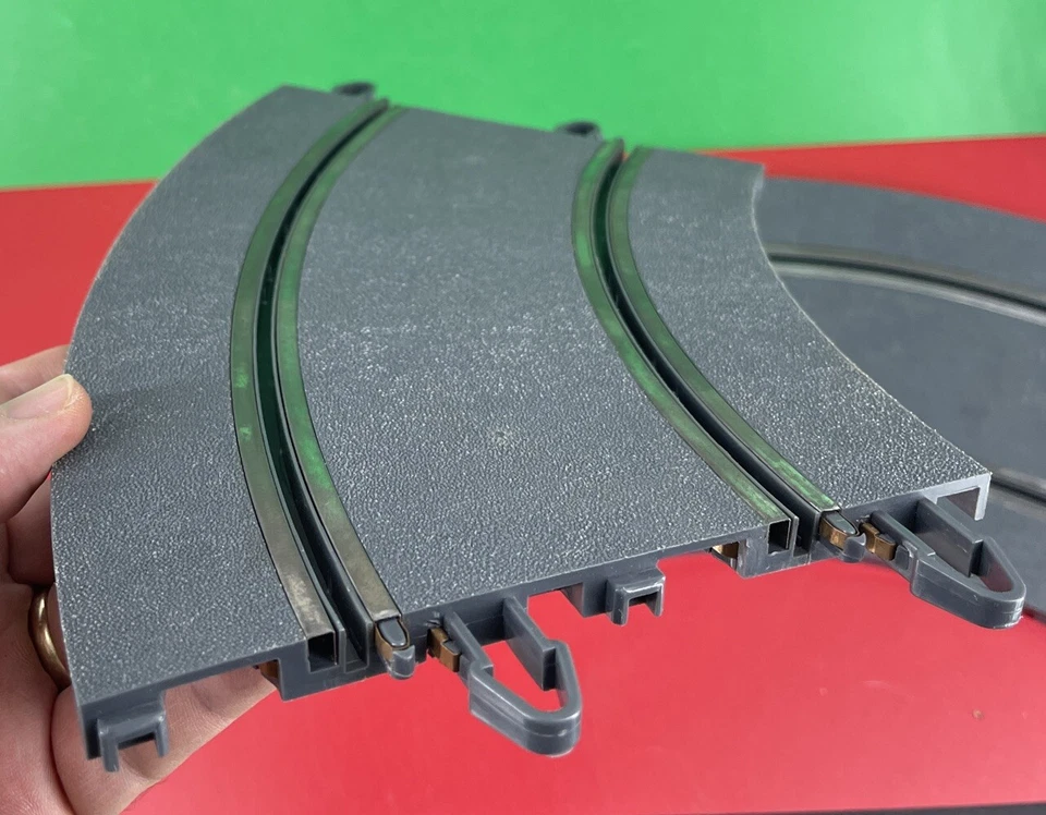 Sistema digital Technitoys SCX pista curva pequeña 1:32 2 piezas de pista usada Foto 2 de 4