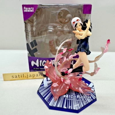 USED] Figuarts ZERO One piece Nico Robin - Mil Fleur Campo de