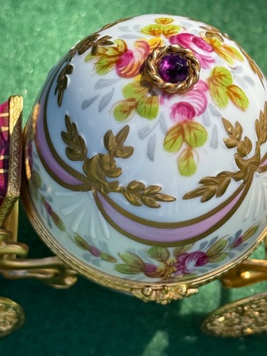Limoges Gold & Rosa Cinderella Kutsche Ei mit rotem Slipper - Bild 2 von 10