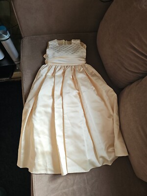 Nicola Anne KINDER Brautmode Gr. UK 3 NEUWERTIG Zustand DSCRPTN (2 passende Kleid erhalten)