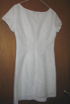 TDR09 WOMEN S LINED LACE WHITE DRESS SHORT SLEEVES SIZE 9/10 SMALL