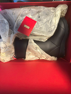 Hunter Women s Half Calf Black Rain Boots Rubber US 8 New in Box