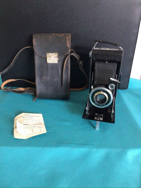 Vintage Kodak Six-16 Dakar No.1 Folding Camera W/ Leather Case