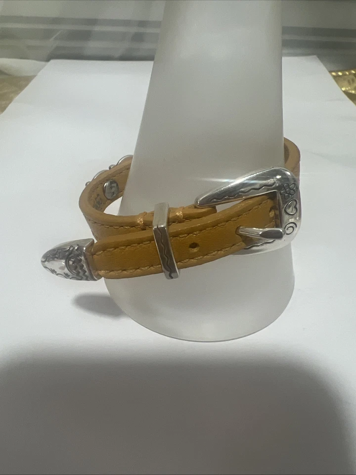 Brazalete Brighton Plateado CUERO ARMONÍA Muñequera Mostaza Bandido Foto 2 de 4