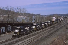 NS 3313 & 6 ON C21 EAST CONWAY ACTION 2018   NORFOLK SOUTHERN   ORIGINAL SLIDE