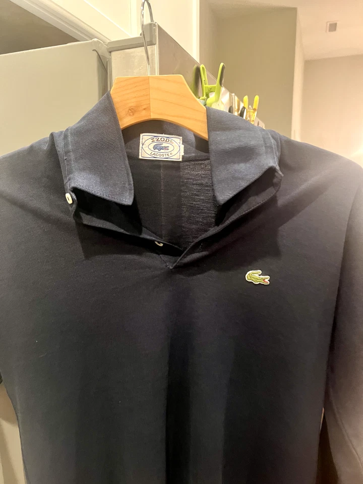 Camisa polo vintage Izod Lacoste para hombre pequeña manga larga color azul marino Foto 2 de 4