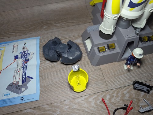 Playmobil Space Mars Mission Rocket Launch Pad - Not Complete Used Please Read - Picture 12 of 22