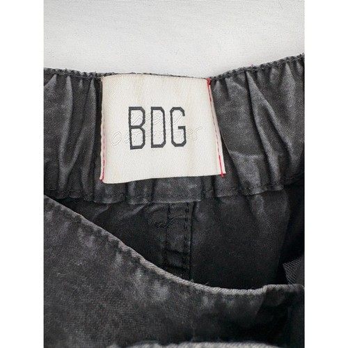 BDG Y2K Black Washed Cargo Pants Wide Leg Size 4/S Mid Rise Large Pockets - Picture 4 of 7