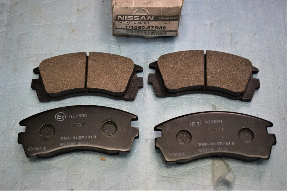 plaquettes de frein avant origine NISSAN SUNNY III TRAVELLER CAMIONETTE (Y10) - Photo 1/1