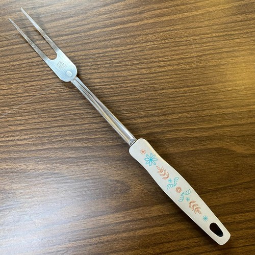 Choose Your MCM Utensil! - Picture 17 of 28