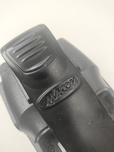 2 Harris MACOM P5100 Mahm-S8RXX Two Way Portable Radio No Battery Free Shipping - Picture 11 of 11