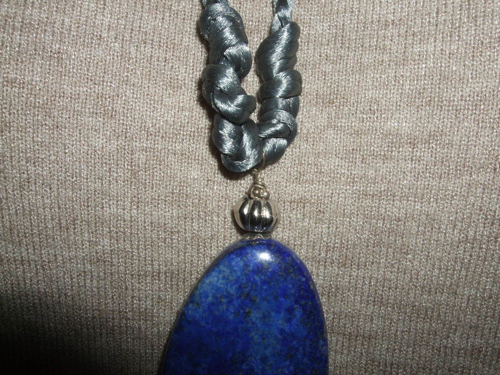 Foto 7 di 9