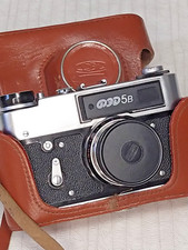Vintage Soviet Rangefinder Camera FED-5B with Industar-61 L/D Lens Case