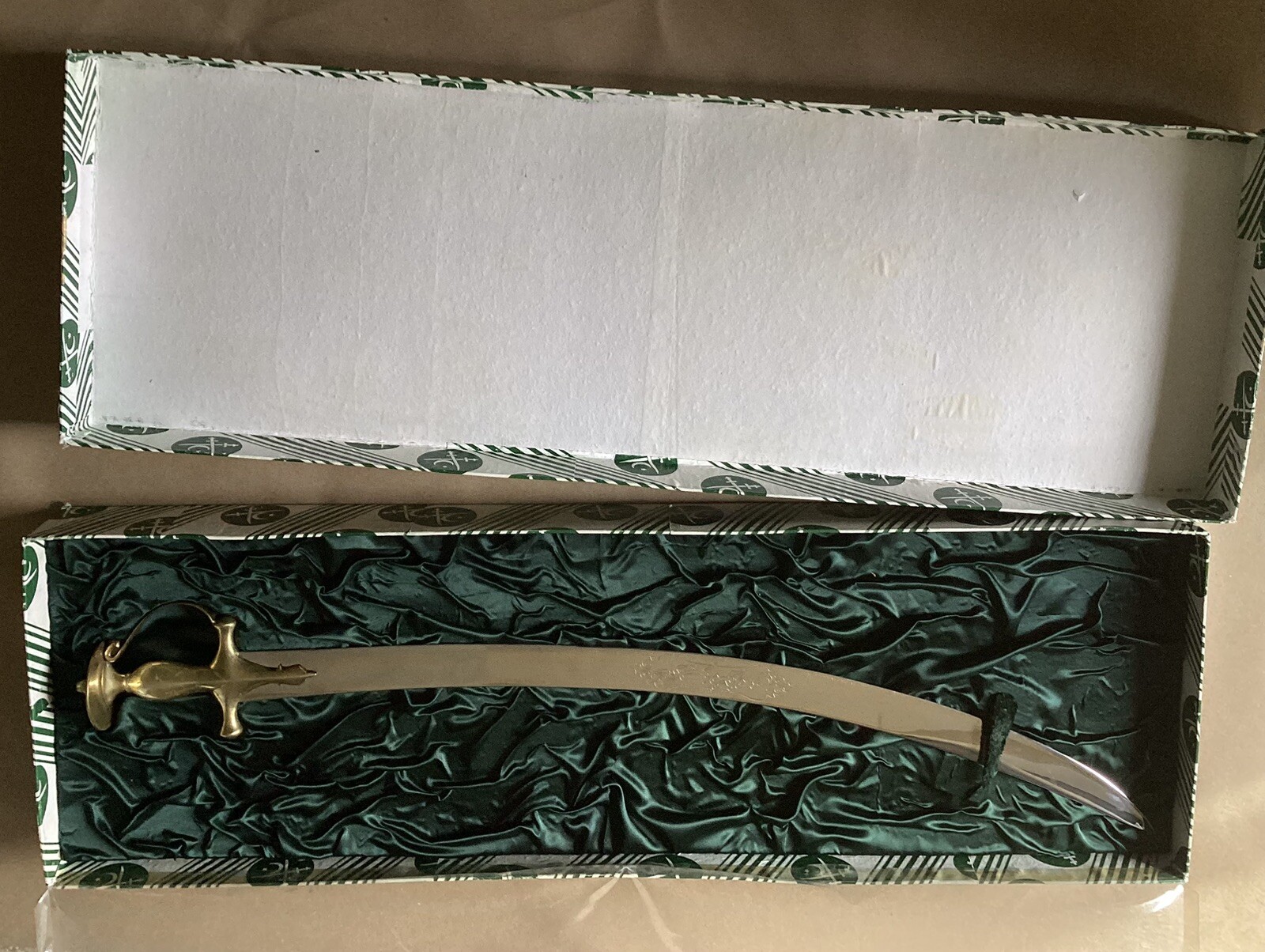 Talwar Box Pakistan Army Talwar Saber | Gift From General Mirza Aslam Beg, with ...
