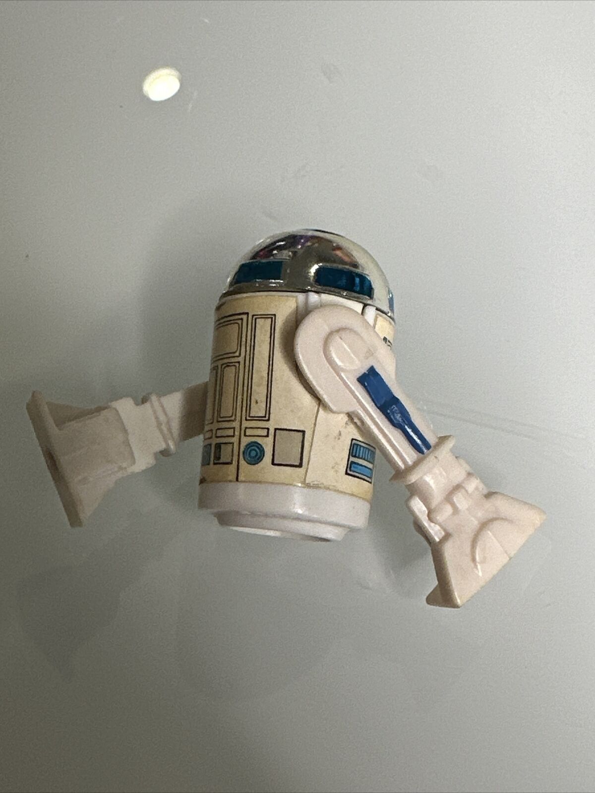 R2-D2 (Artoo-Detoo) (with Sensorscope) sold