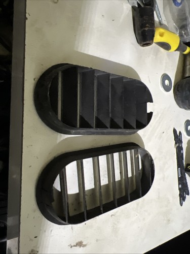 Origin OE 477819179A Ugello/Bocchettone Ventilazione Porta SN PORCHE 924 944 928 - Foto 4 di 9