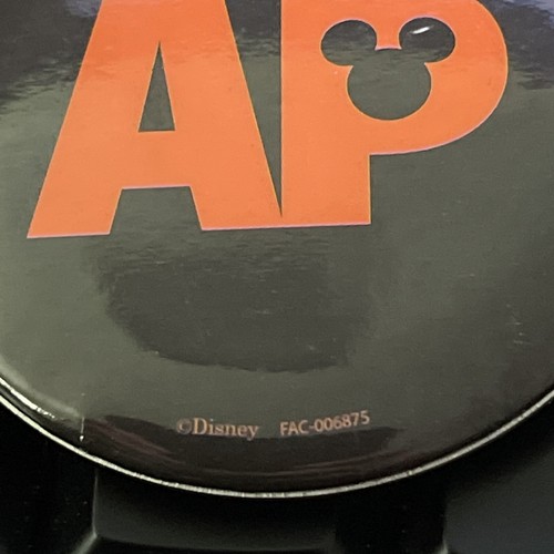 Disneyland AP Annual Passholder Exclusive 2018 Halloween Button Pin - Bild 2 von 3