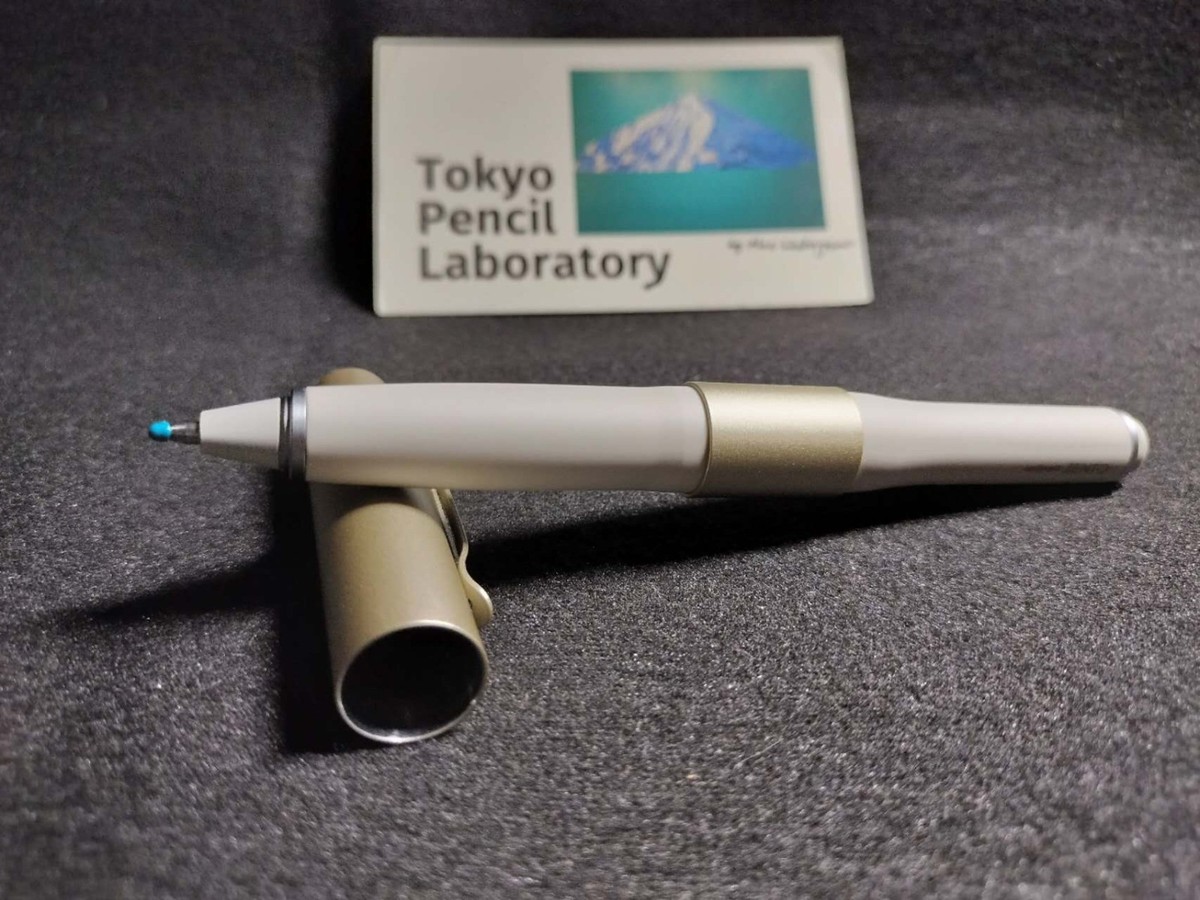 DDP 】Uniball ZENTO Signature 0.7mm Black + 3 Refills + Extra 10