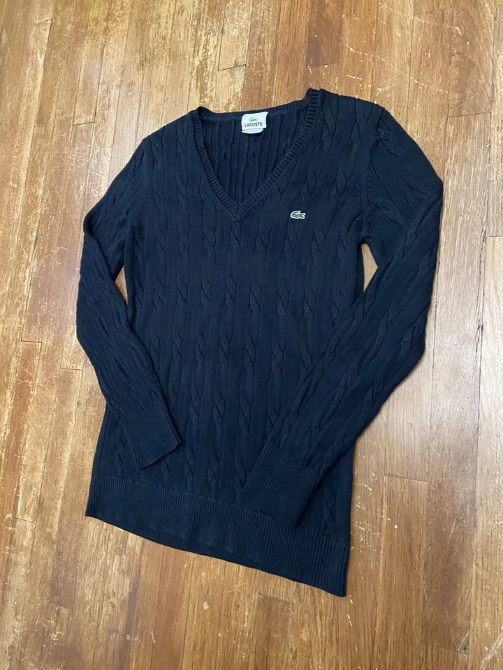 Suéter vintage de punto acanalado negro Lacoste bordado cuello en V para mujer talla 42” Foto 4 de 4