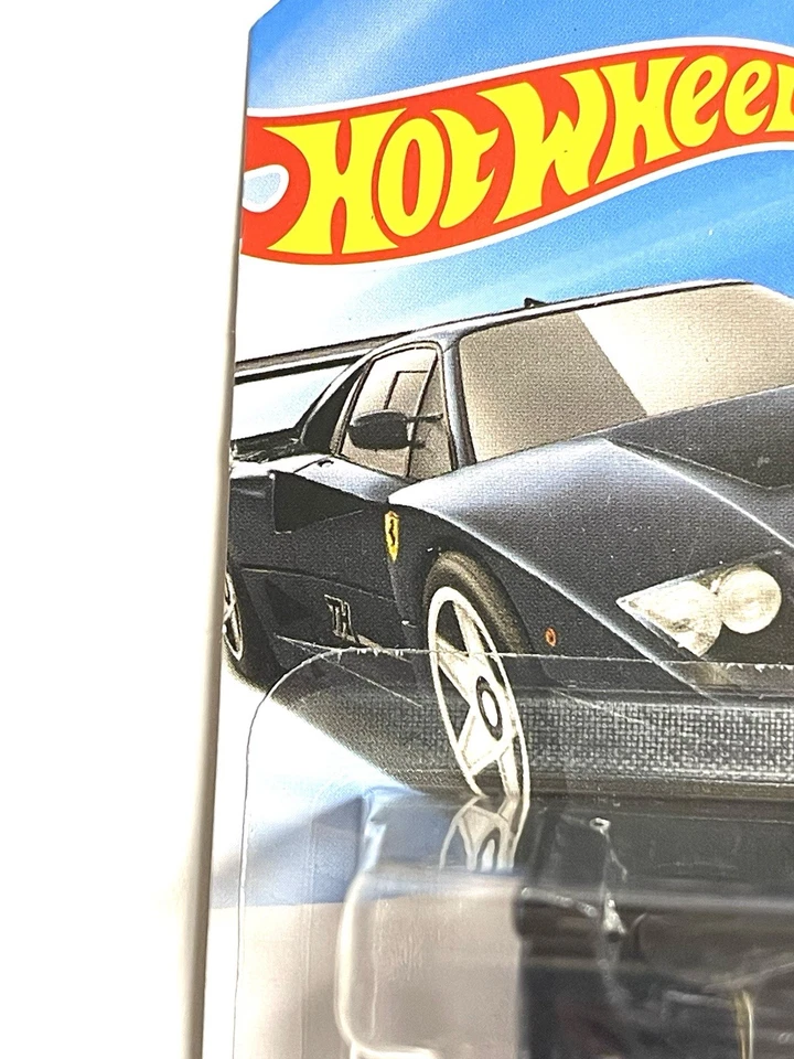 Hot Wheels New 2026 Ferrari F40 Competizione Super Treasure Hunt Short Card READ - Image 4 of 4