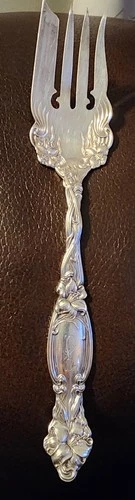 FRONTENAC By International Sterling Silver COLD MEAT SERVING FORK 8 7/8" Mono.