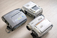 3 camescope samsung et jvc mini dv pour piece ou reparation