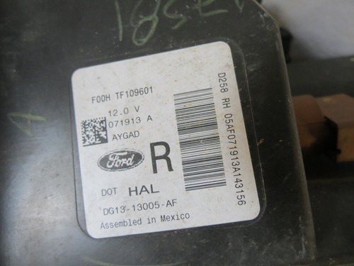 ✅ 13-19 Ford Taurus HALOGEN Regular Headlight Lamp Light Right PASSENGER OEM - Picture 9 of 10