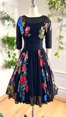 Modern TOP SHOP 1950s Vintage Style Floral Appliqu Black Fit Flare Dress | eBay Modern TOP SHOP 1950s Vintage Style Floral Appliqu Black Fit Flare Dress | eBay