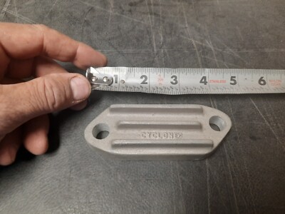 CYCLONE Finned Oil Return Line  Block Off Plate Original Trog SCTA 32 Ford