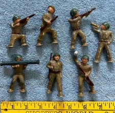 WW2 AT HOME (7) COLLECTION WWII LEAD SOLDIERS (7)