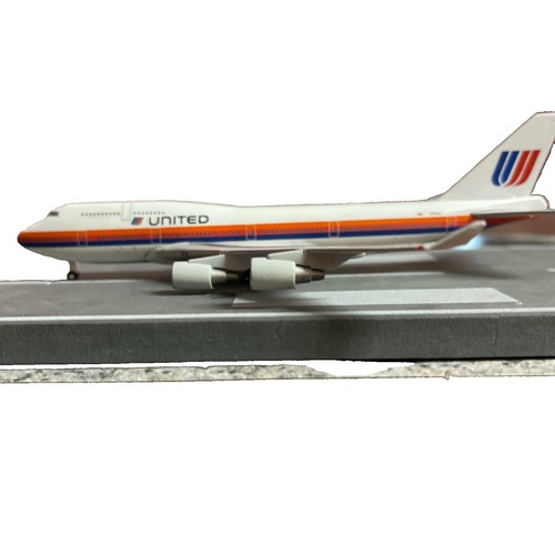 Herpa Wings Baci Alitalia Boeing 747-200 1:500 -502672 Old Store