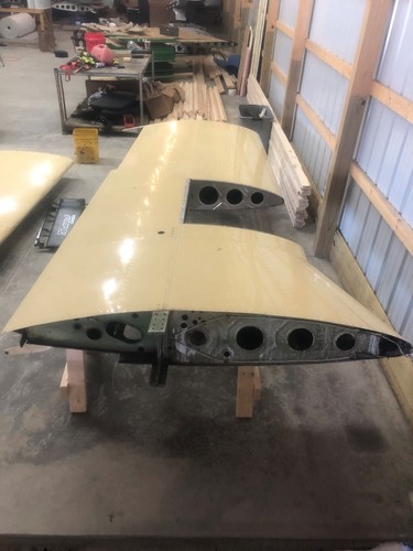 1972 Piper Cherokee PA-28 140 Left Wing 66601-04 66601-004