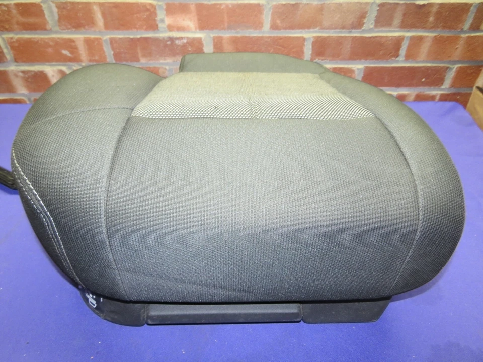 HUMMER H2 CLOTH CUSHION SMALL PIECE Foto 2 de 4