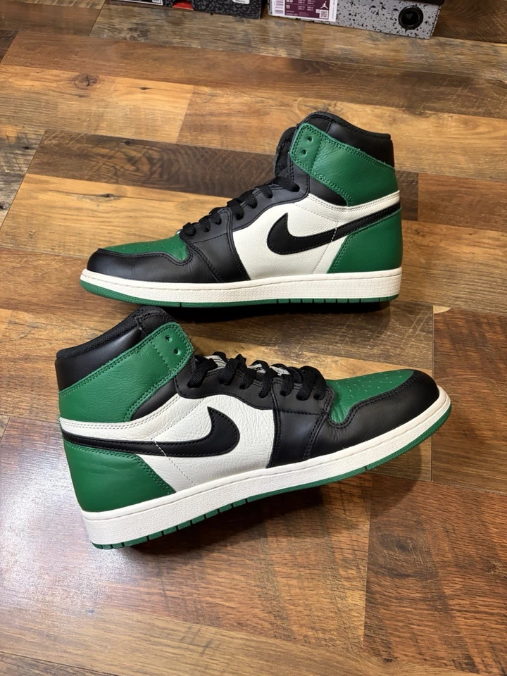 Talla 11.5 - Jordan 1 Retro Alto OG Verde Pino 2018 Foto 2 de 4