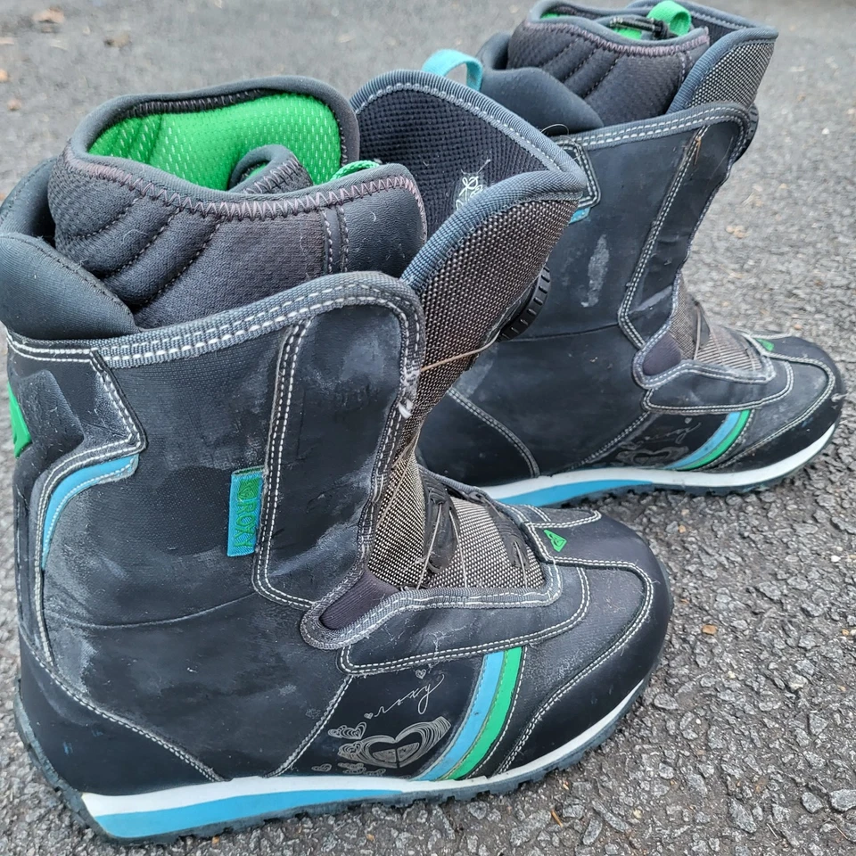 Botas de Snowboard Roxy para Mujer 9 Negras Florales Boa Sistema de Cordones Forro de Bota Foto 3 de 4