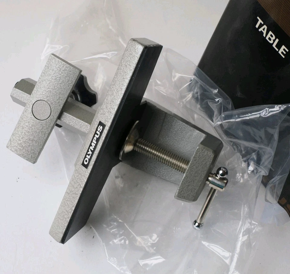 Rare Olympus OM Table Clamp - NOS - Boxed - EXC - Image 4 of 4